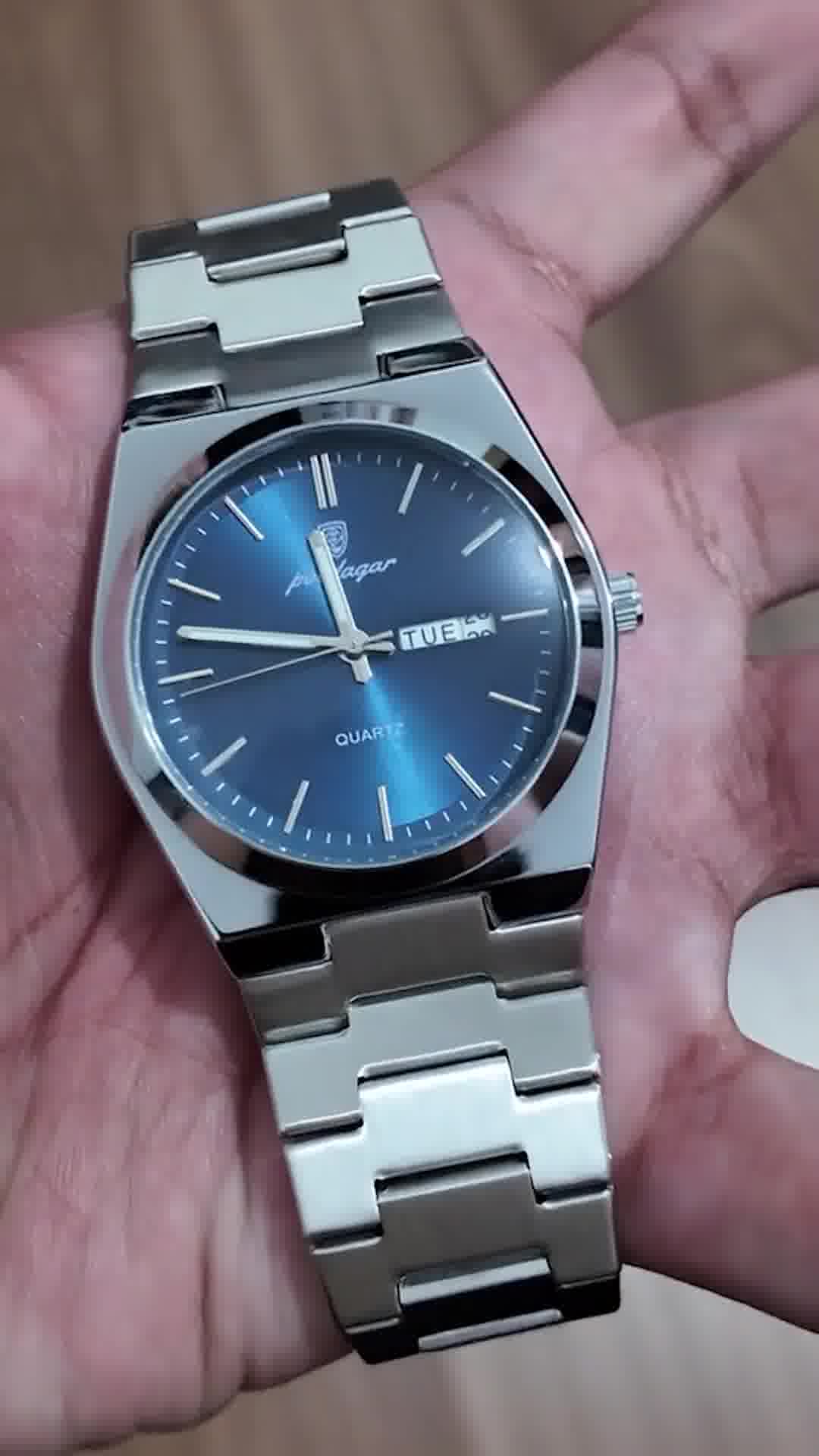 Reylics Accessories Facebook ad: Luxury Wristwatch + Free Perfume + Free Delivery