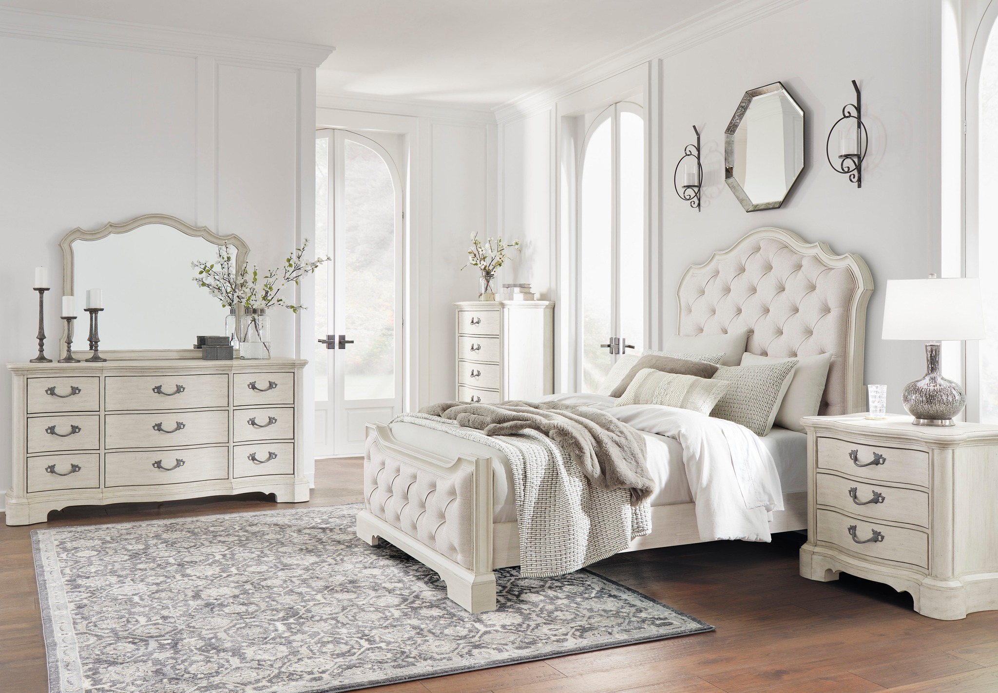 Haines Furniture Outlet Facebook ad: Want a chance to win a FREE car…