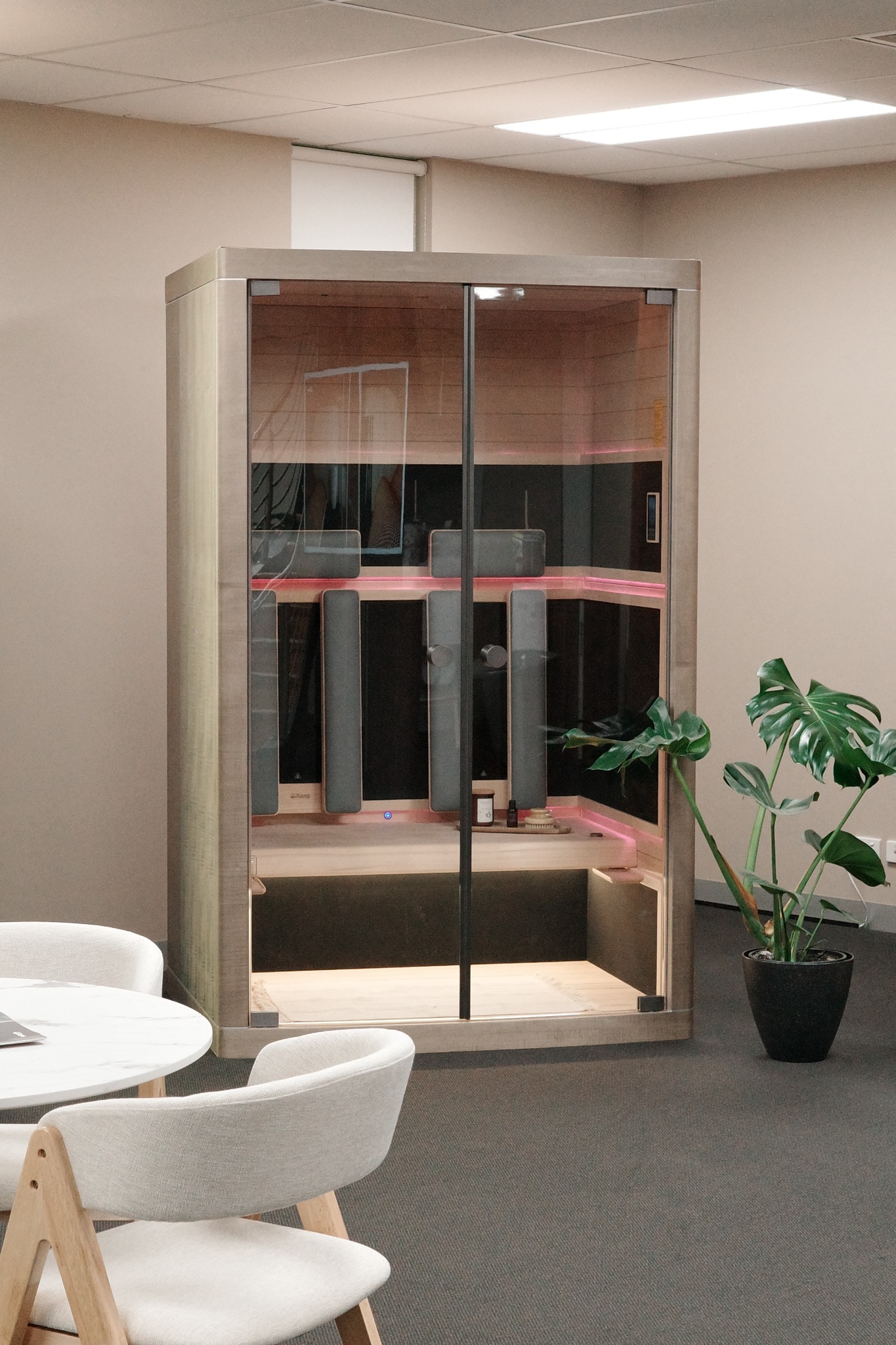 Orans Sauna Facebook ad