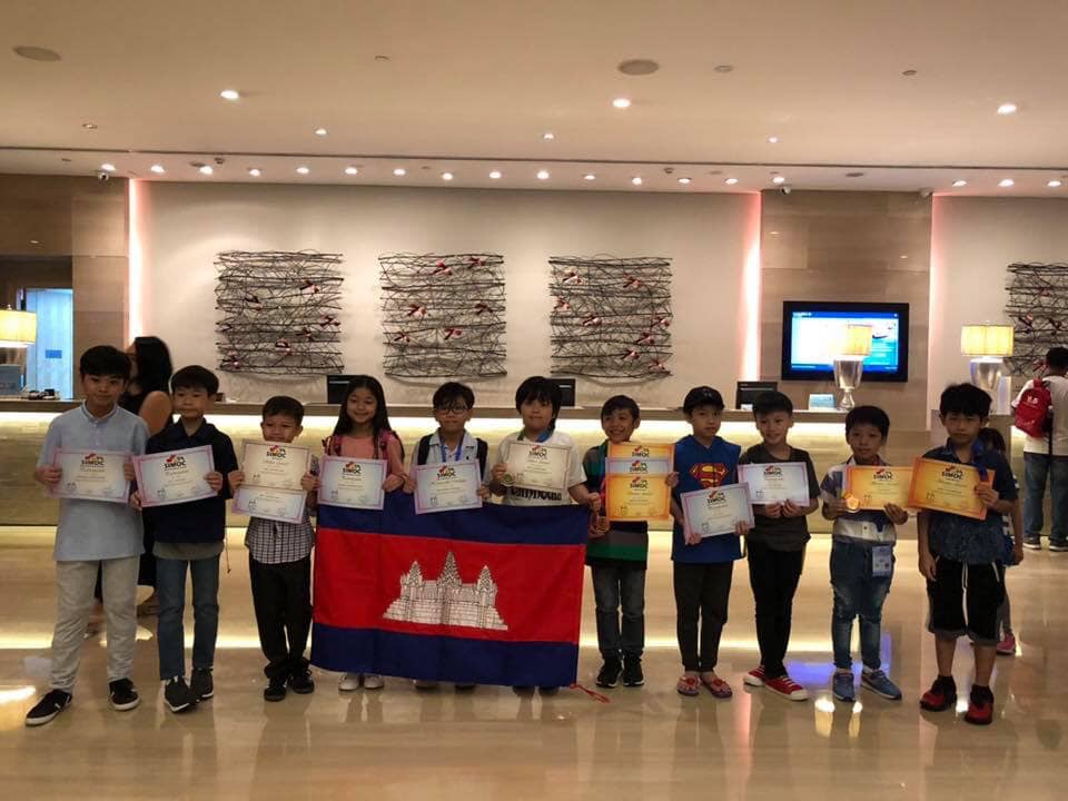 Texas International Academy Facebook ad: សូមអបអរសាទរដល់និស្សិសាលាអន្ដរជាតិ Texas International…