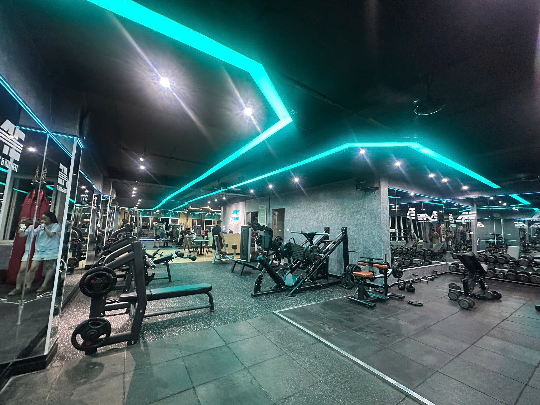 AE Fitness Đông Tác Facebook ad