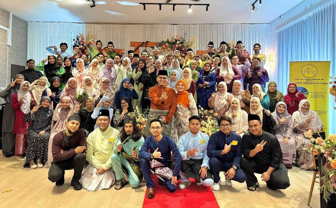 Farhanah Catering Facebook ad: JAWATAN KOSONG FARHANAH CATERING & RESTAURANT