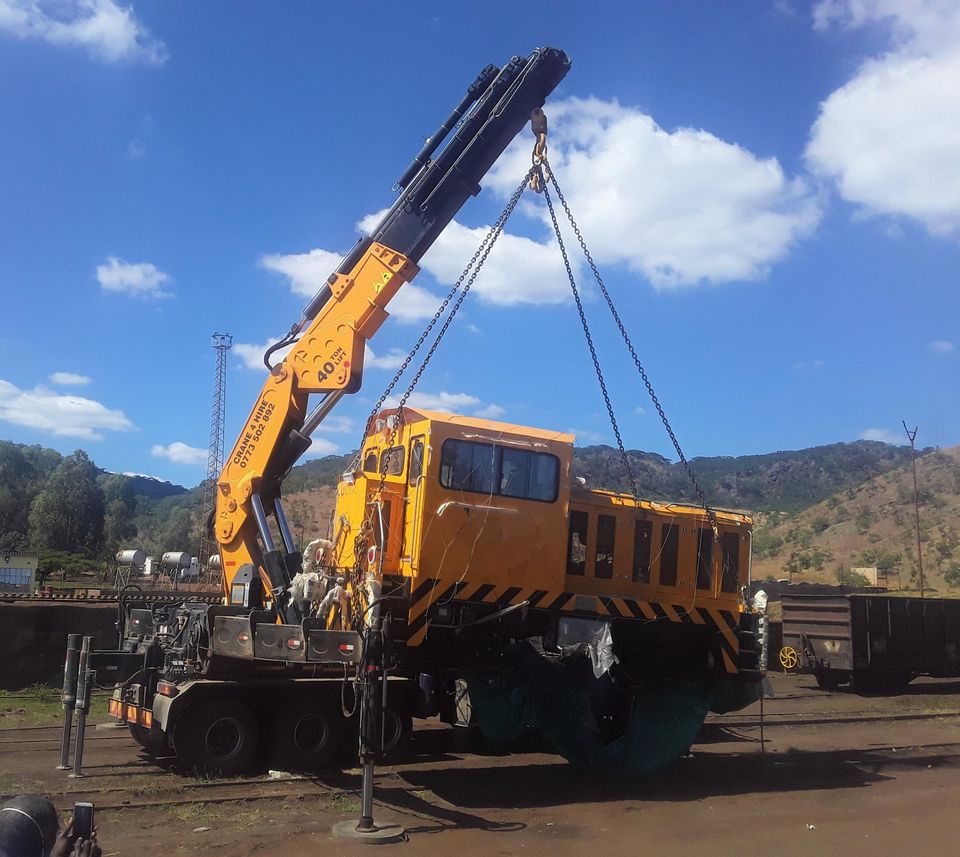 Crane 4 Hire Facebook ad: Crane 4 Hire offers a lifting, loading, transportation…