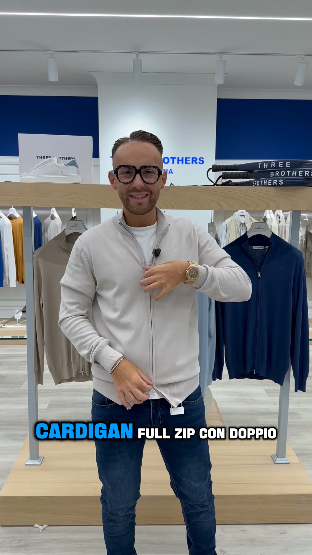 Three Brothers Formia Facebook ad: PULLOVER COLORATI LEGGERISSIMI