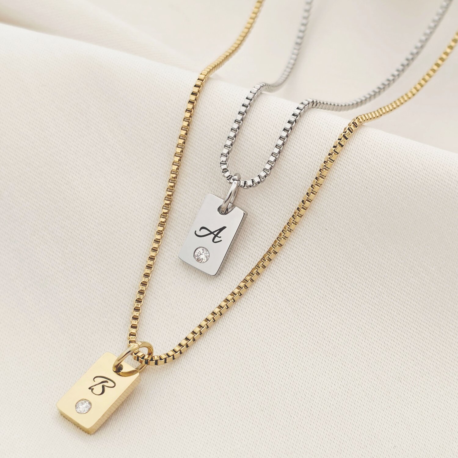 Chic Bijoux Facebook ad