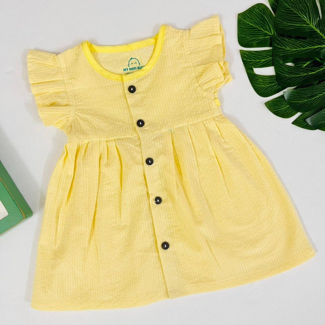 Mymini Facebook ad: Your baby. MyMini outfit.