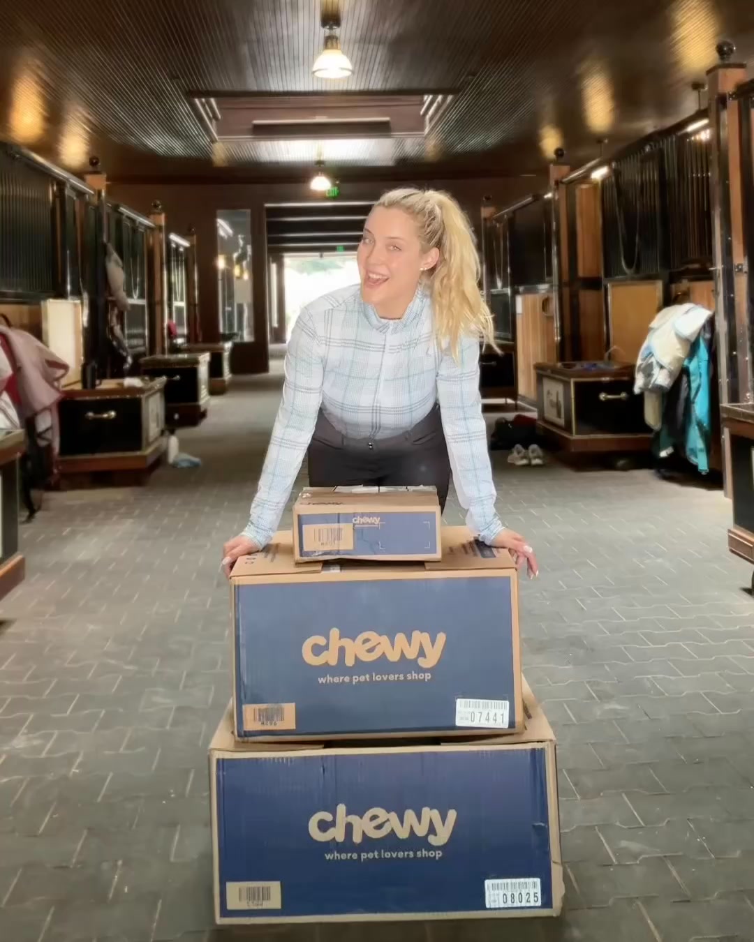Chewy Facebook ad: Horse Essentials, Delivered