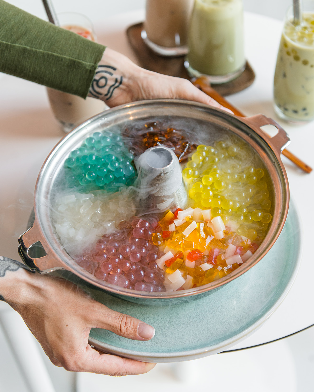 TỤDO - TEA Facebook ad: Weekend vibes call for bubble tea hotpot with…