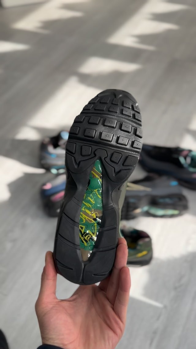 Valentino Seller Facebook ad: LAS AIRMAX 95 CORTEIZ ARRIBARON AL LOCAL PARA…