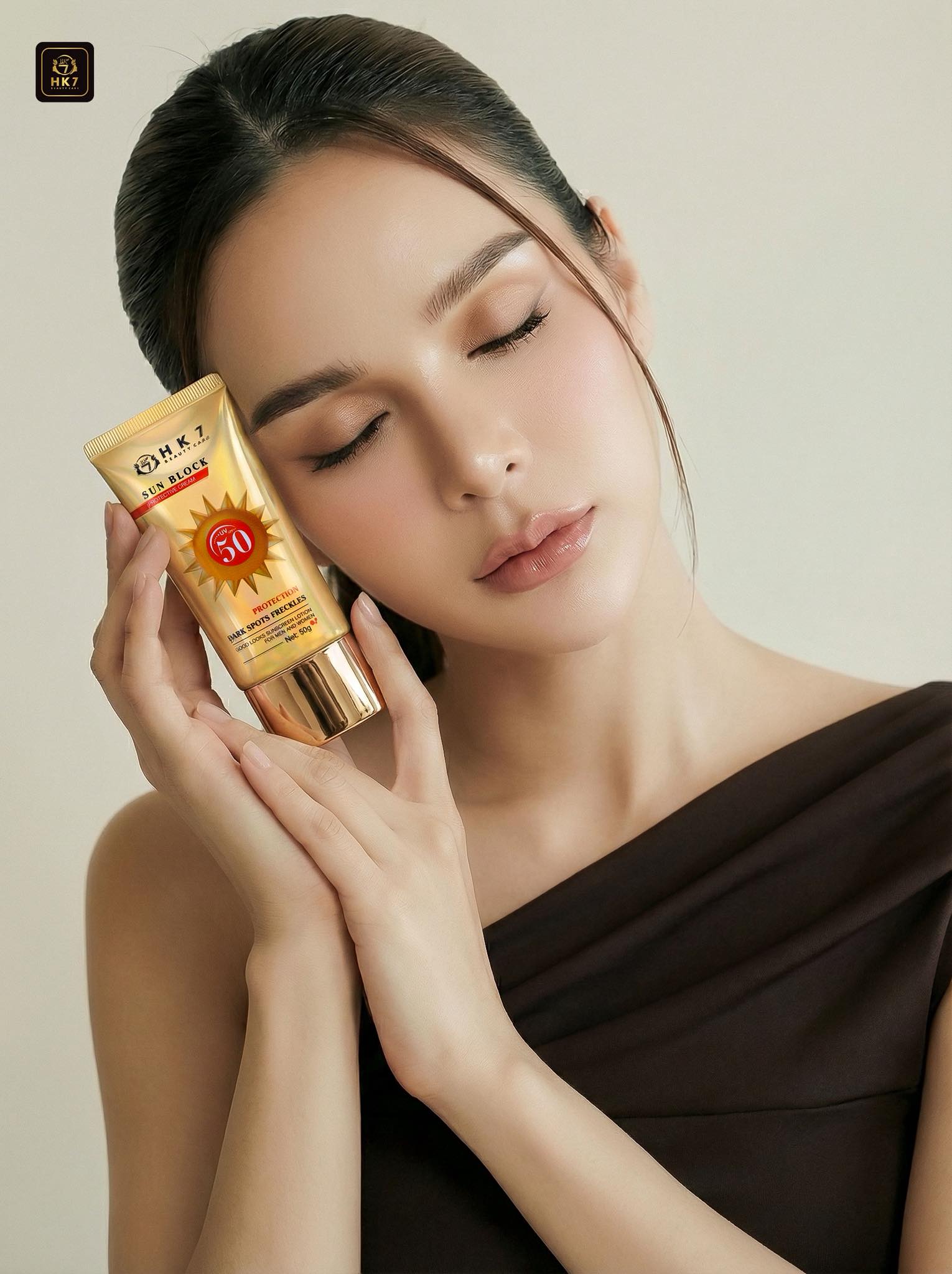 HK7 Facebook ad