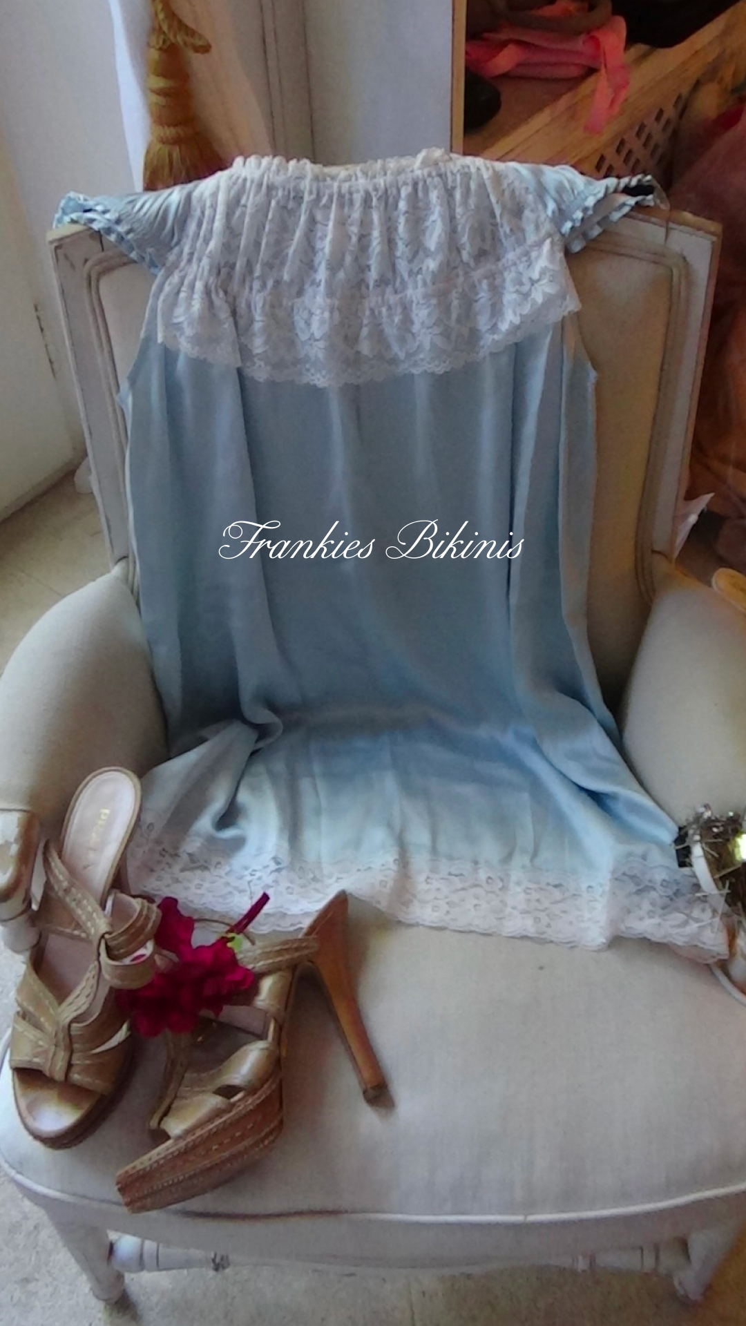 Frankies Bikinis Facebook ad