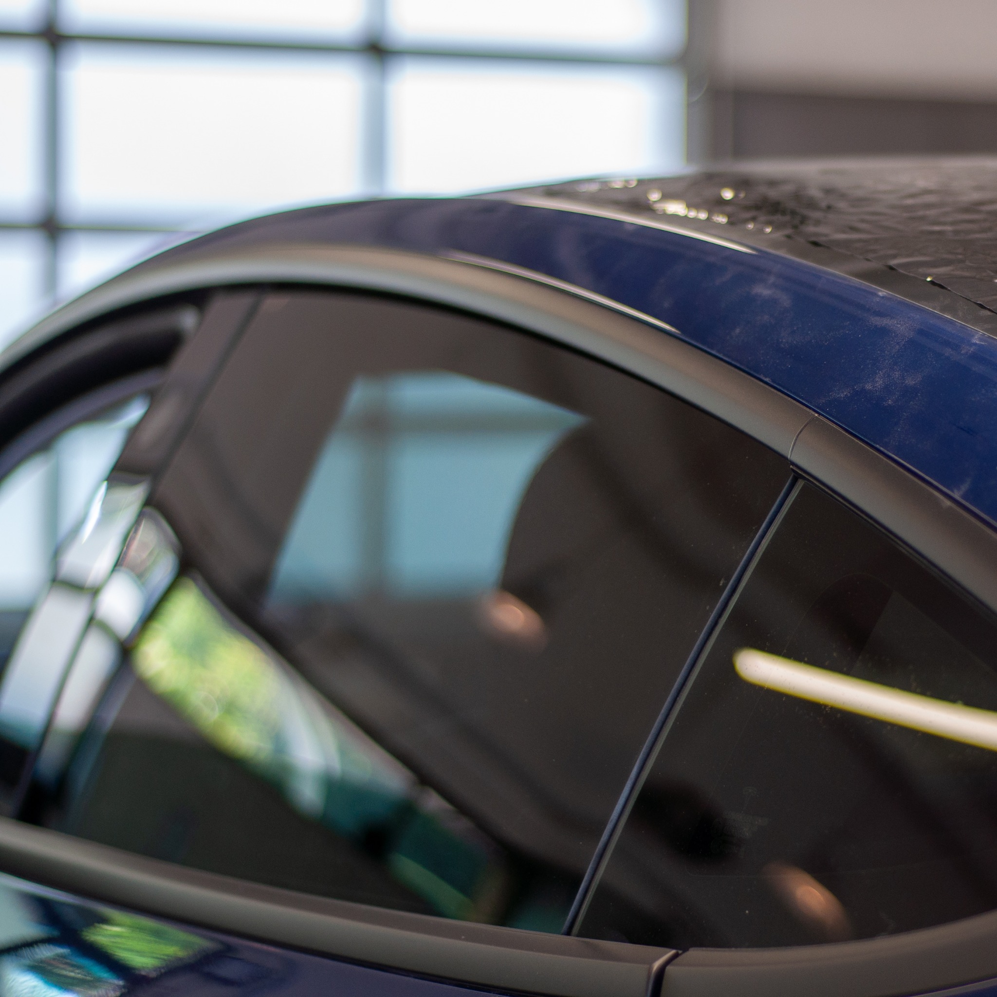 Black Diamond Foliering Studio Facebook ad: Gi bilen din et nytt liv med vår…