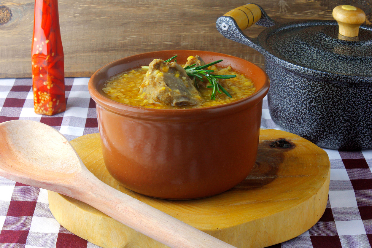 Frigorífico Arvoredo Facebook ad: Quirera com carne de porco: receita tradicional e fácil