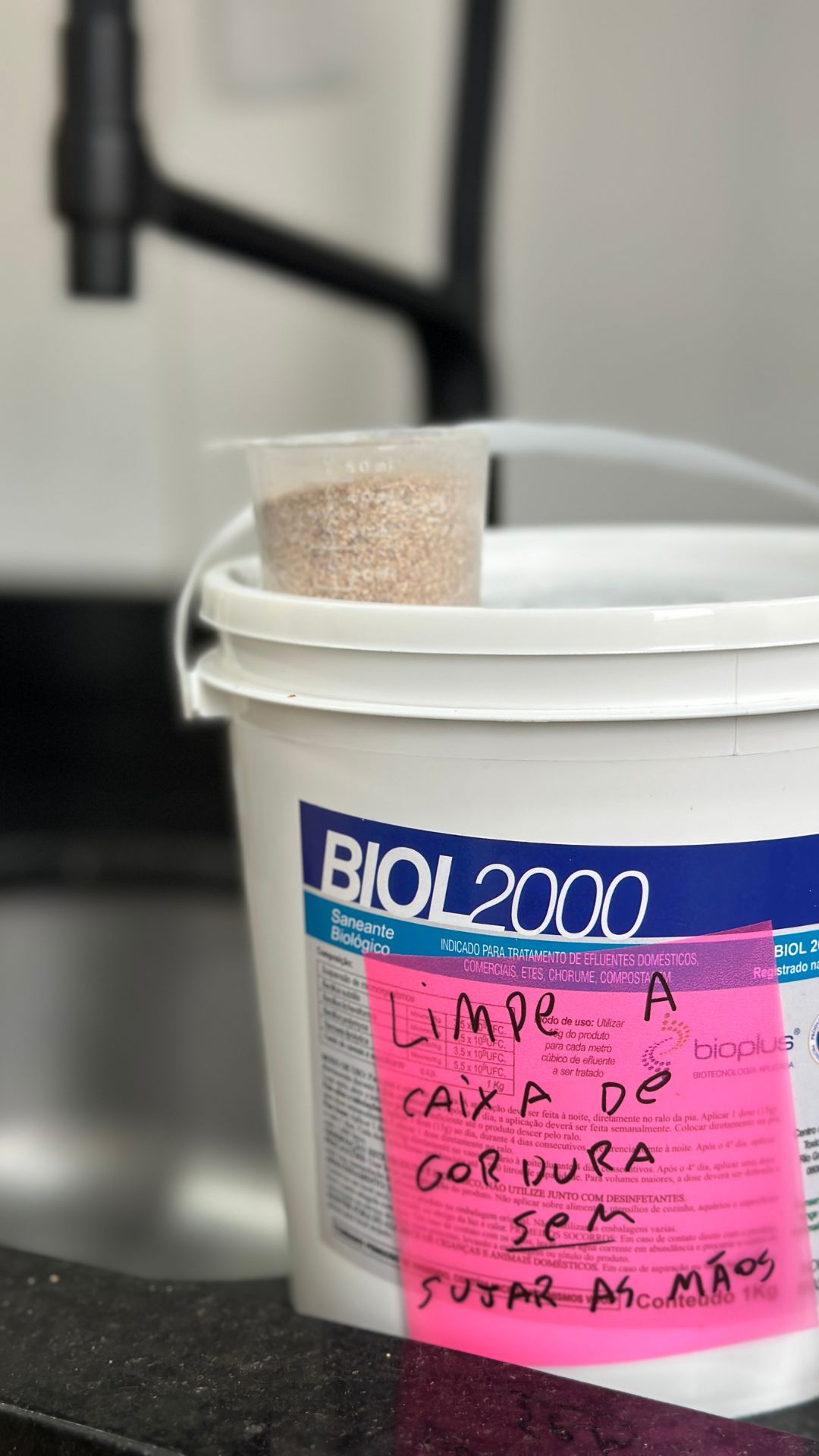 Biol2000 Facebook ad: Quem usa isso parou de perder tempo e dinheiro com limpeza…