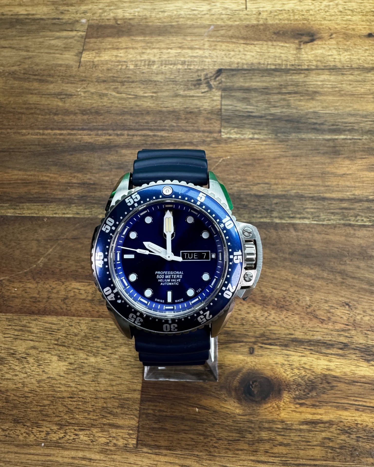 John Bigelow Facebook ad: Luminox Scott Cassell Deep Dive 1520 Series, Professional…