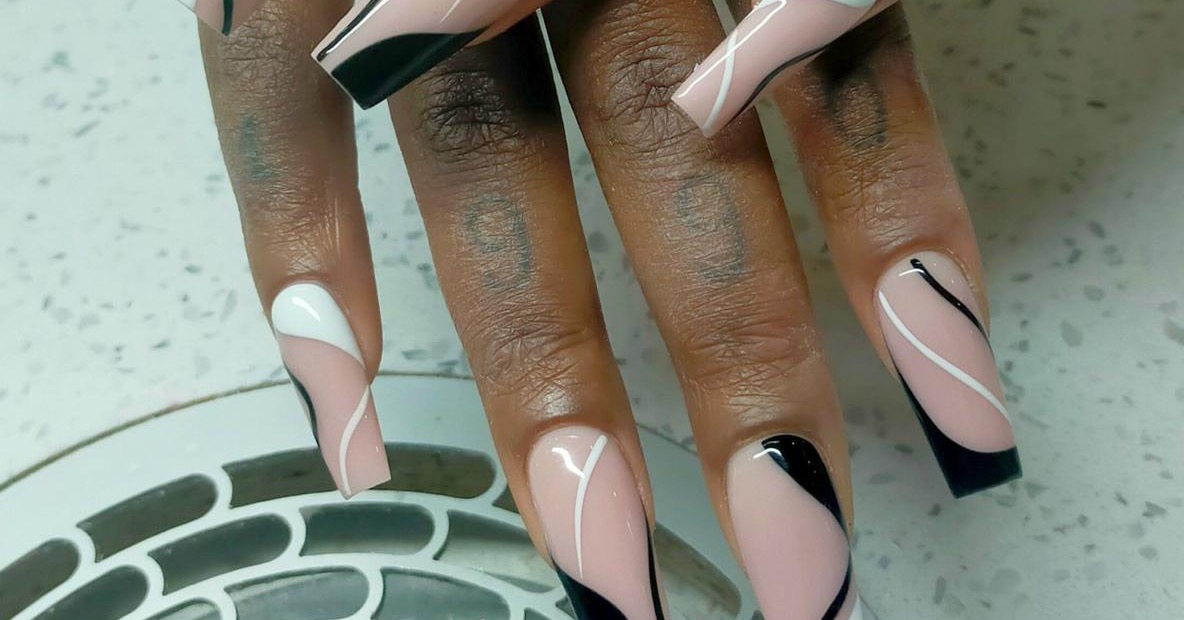 Queen Nail Helmstedt Facebook ad