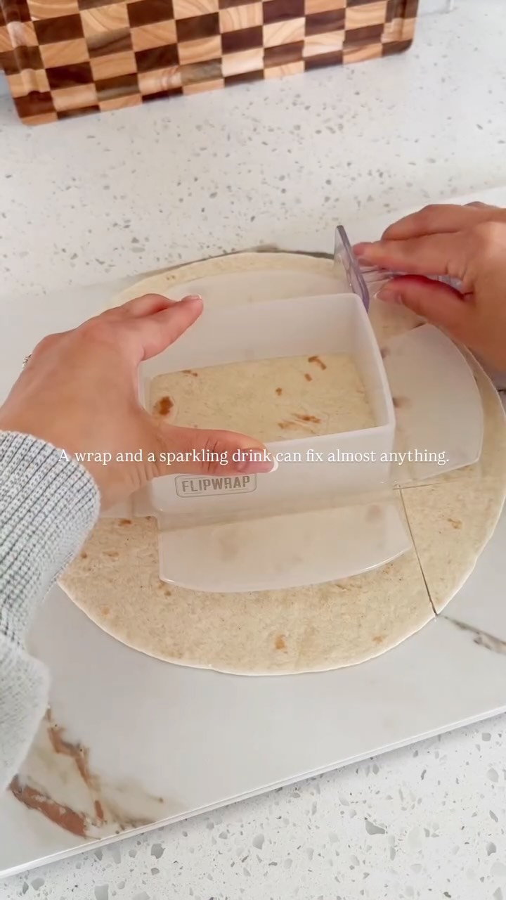 Amazon.com Facebook ad: Another day, another wrap!