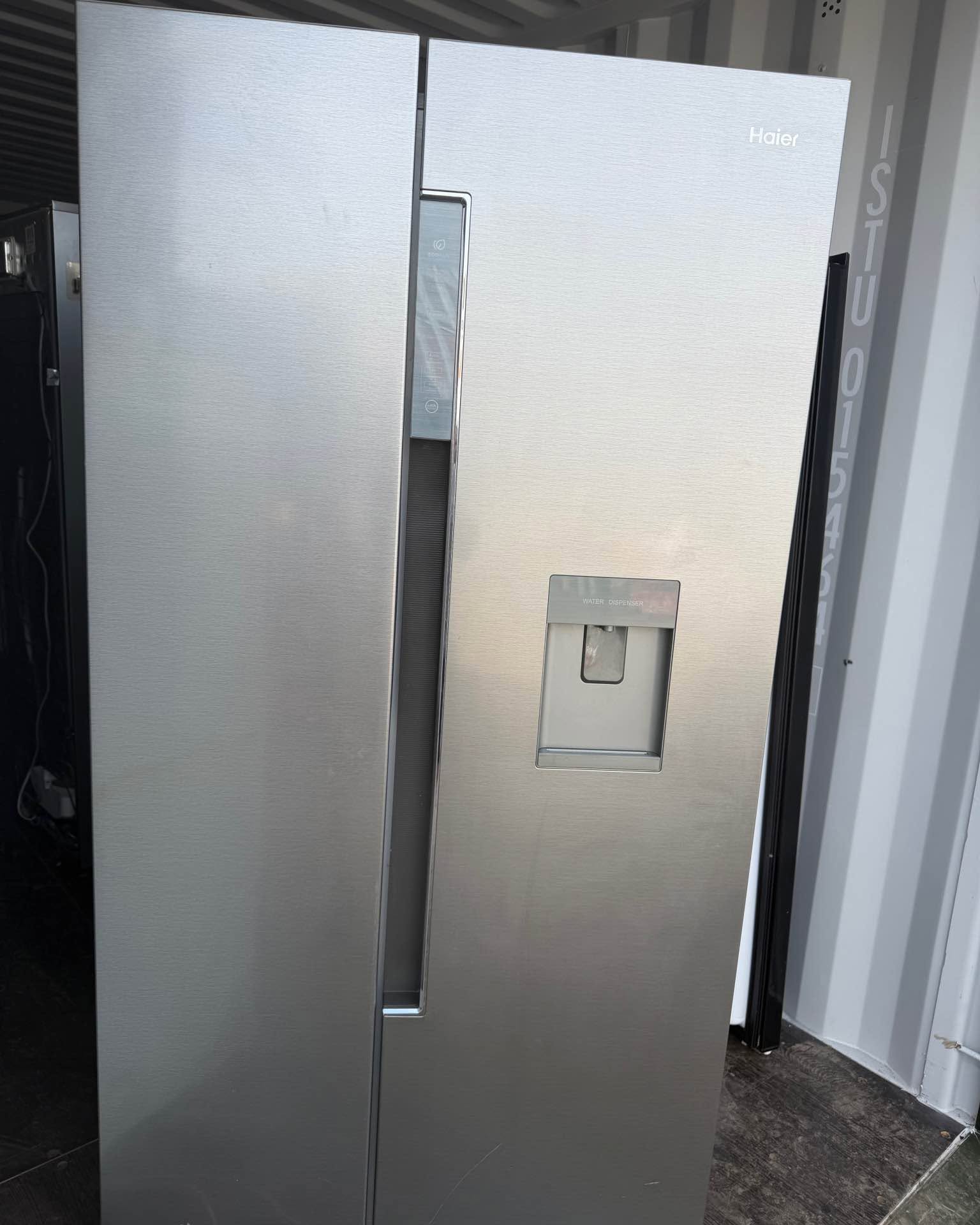 Nicola Jones Facebook ad: HAIER American fridge freezer ‘delivery available
