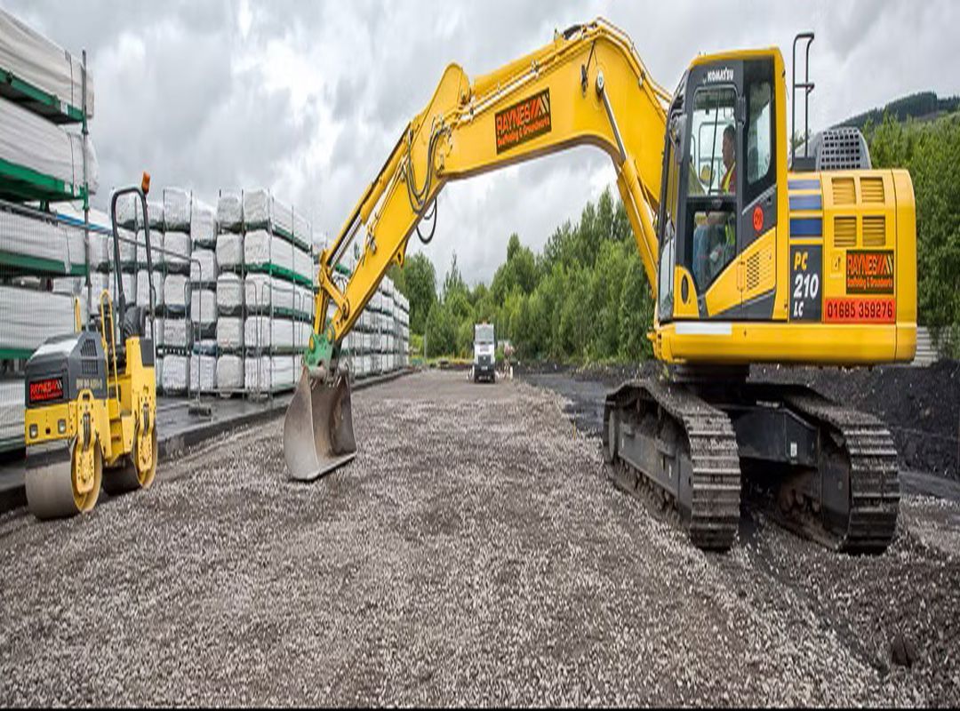 Raynes Scaffolding & Groundworks Ltd Facebook ad: Grab hire for construction waste removal, based in…