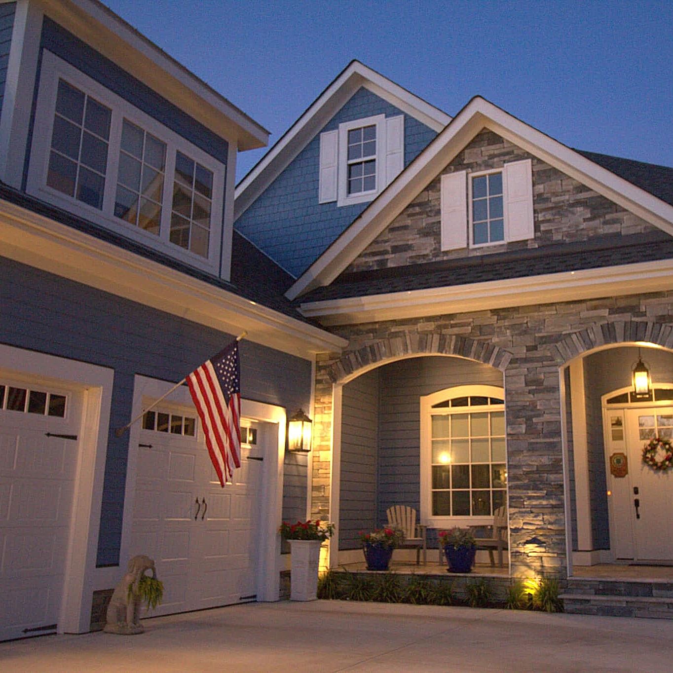 Prestige Outdoor Lighting Facebook ad: Chat in Messenger