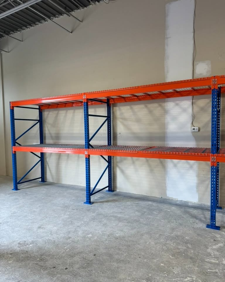Sooren Gholami Facebook ad: NEW INDUSTRIAL RACKS | PALLET RACKING