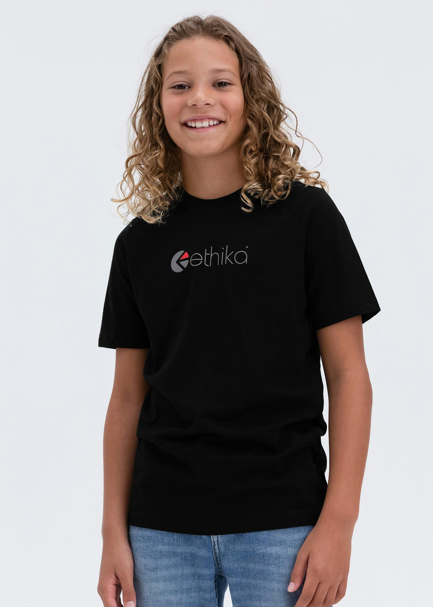 Ethika Facebook ad: Join the Ethika Familie