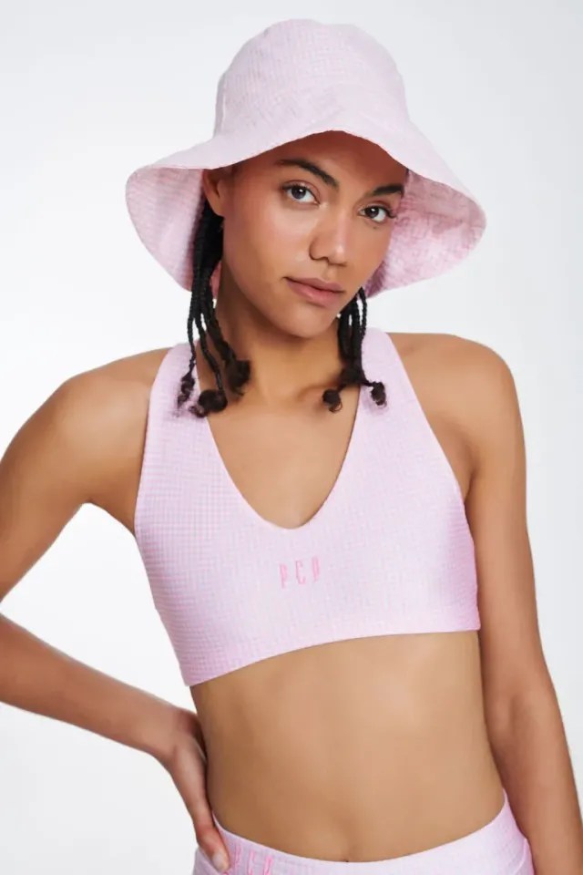 PCP Clothing Facebook ad: 𝐌𝐢𝐧𝐢𝐦𝐚𝐥 & 𝐒𝐭𝐚𝐭𝐞𝐦𝐞𝐧𝐭 pieces με unique υφές…