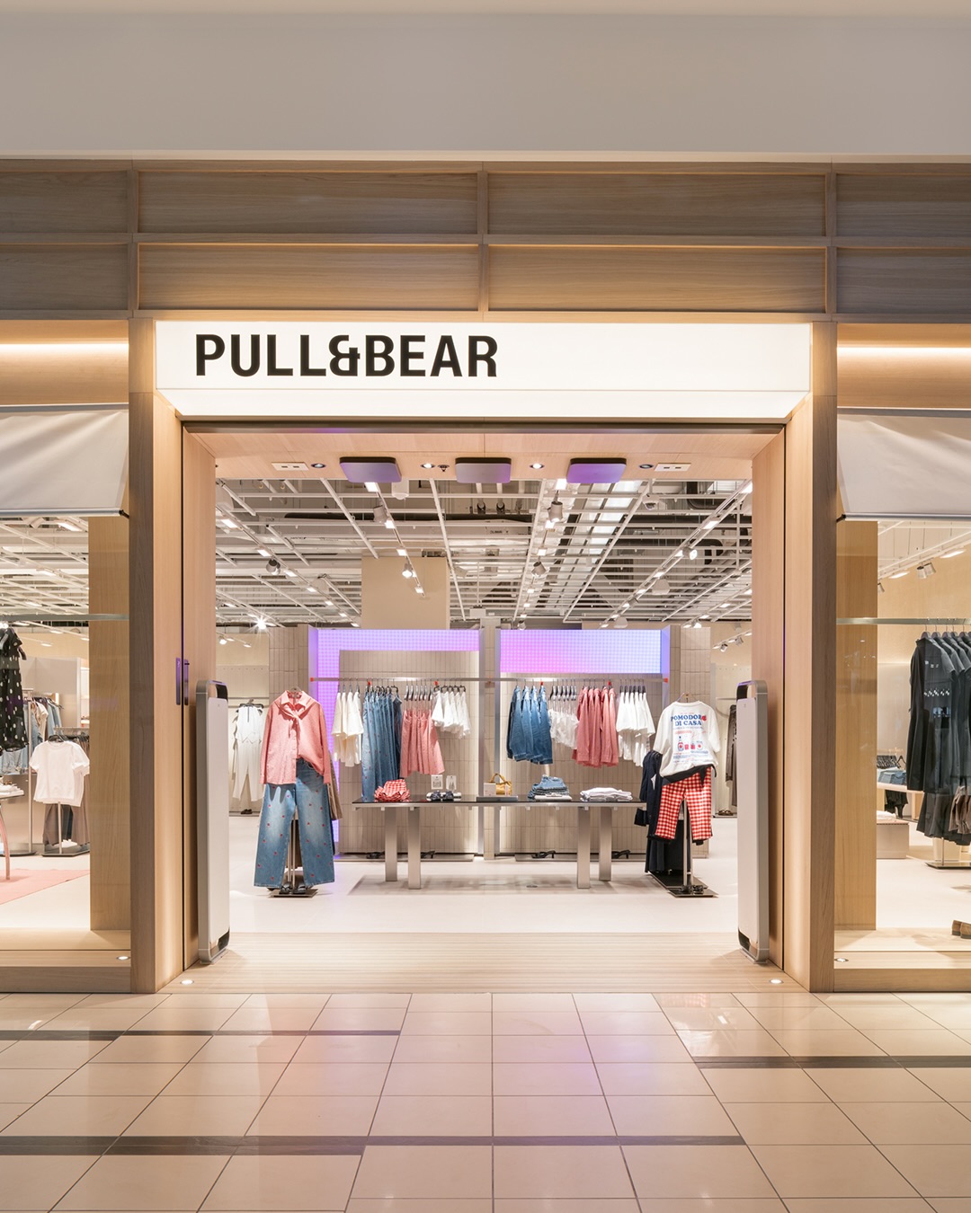 Pull&Bear Facebook ad