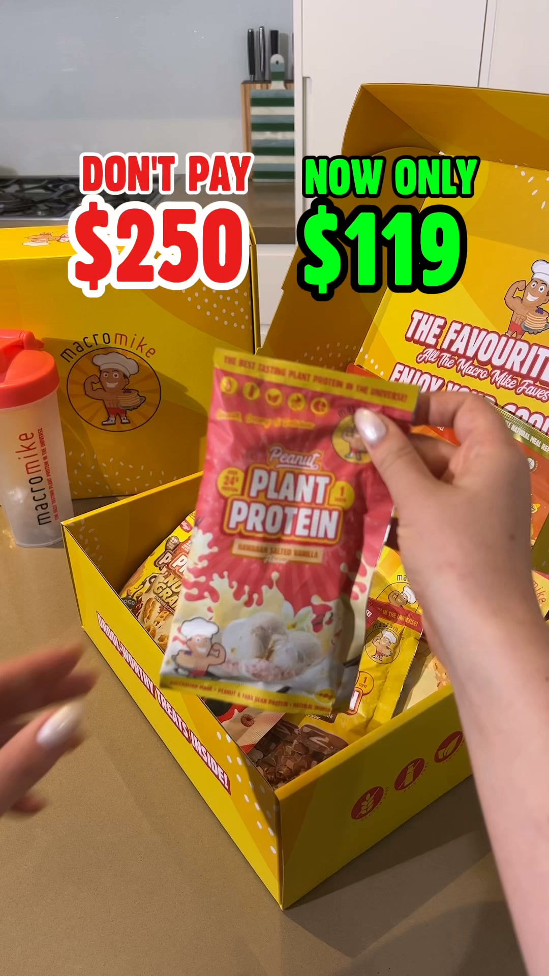 Macro Mike - Clean Treats Facebook ad: Sick of bland protein?