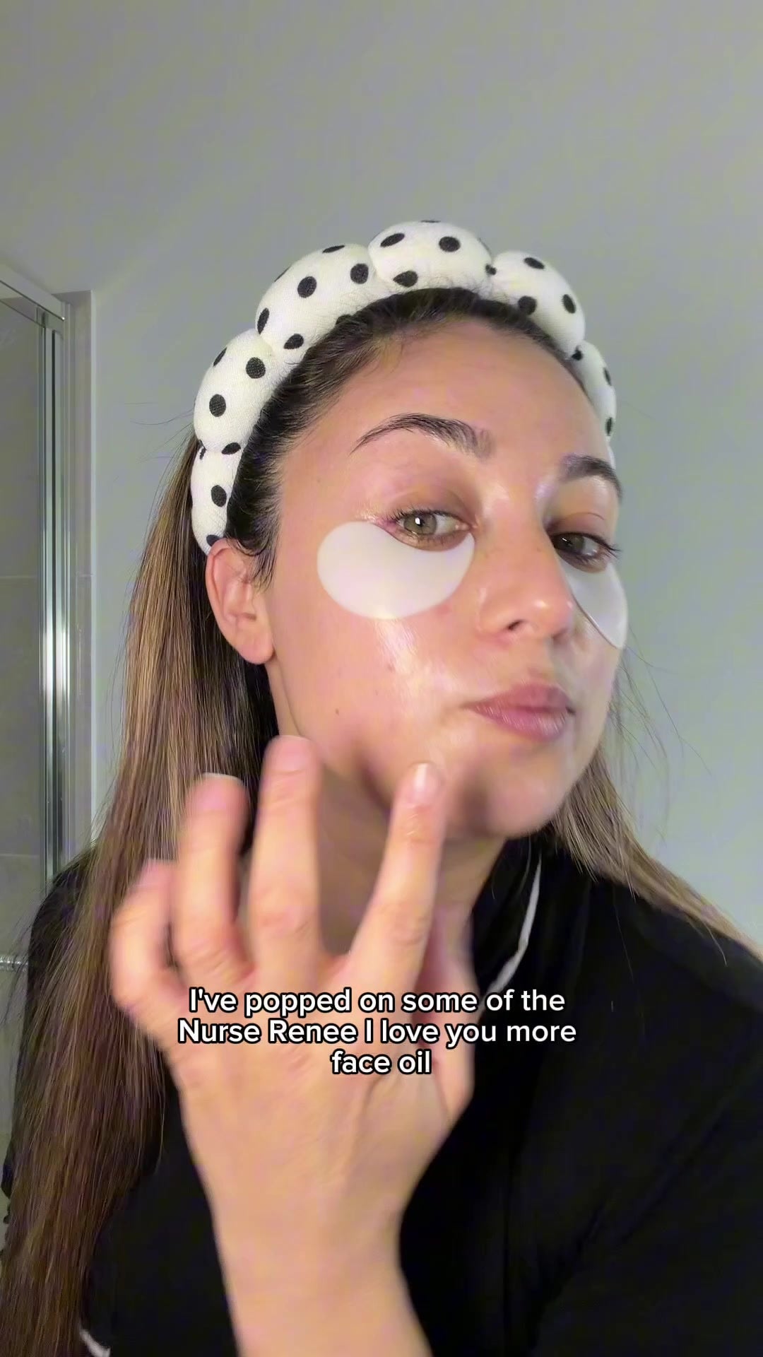 Nurse Renee Facebook ad: Morning eyes that actually look awake