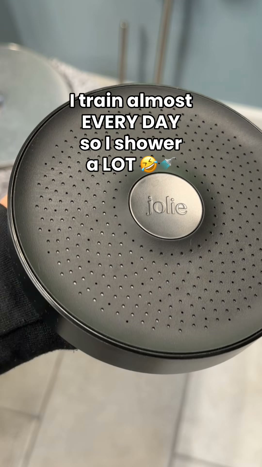 Jolie Facebook ad: Beauty Starts With Clean Water
