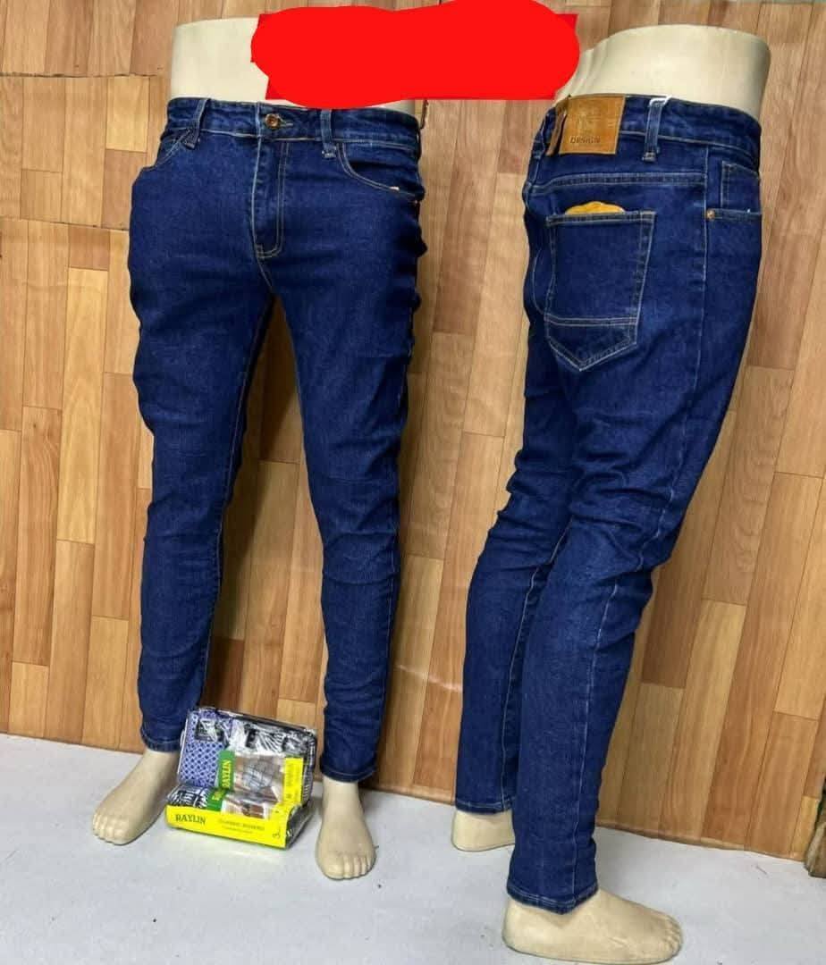 Exclusive clothing store Facebook ad