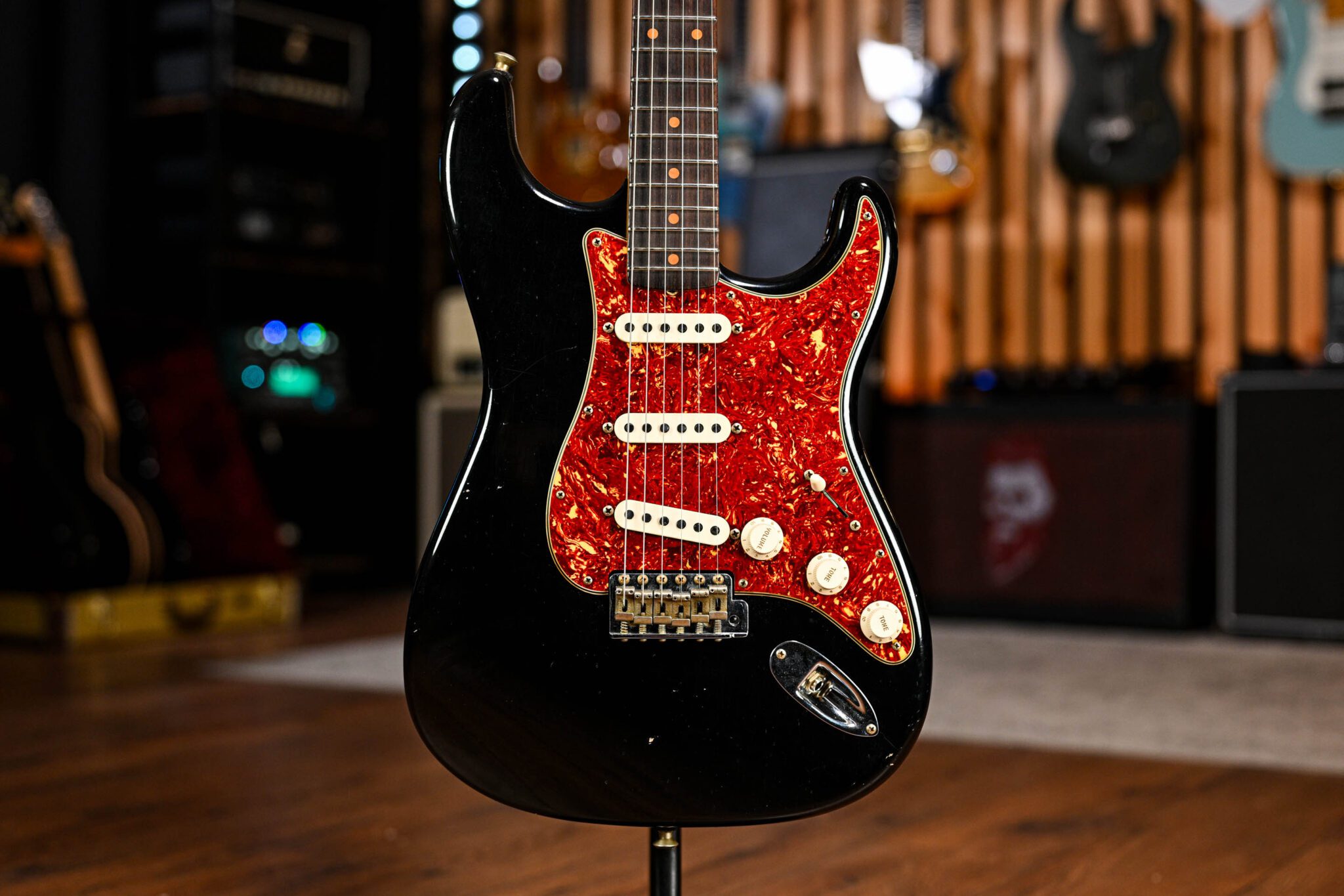 Guitar Gear Giveaway Facebook ad: Win this Fender Custom Shop Strat for 99p
