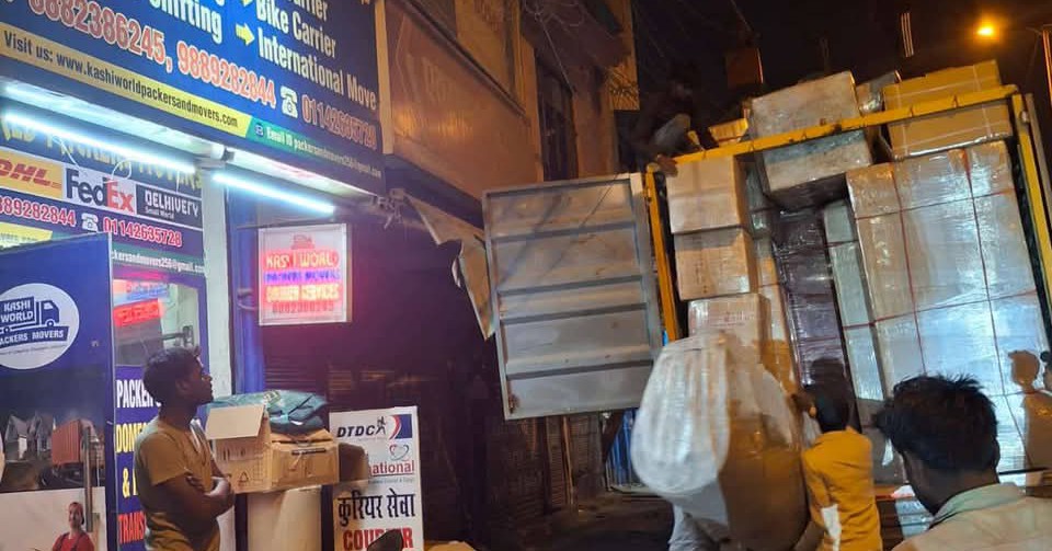 kashi world packers movers Facebook ad: Courier Services | International Service