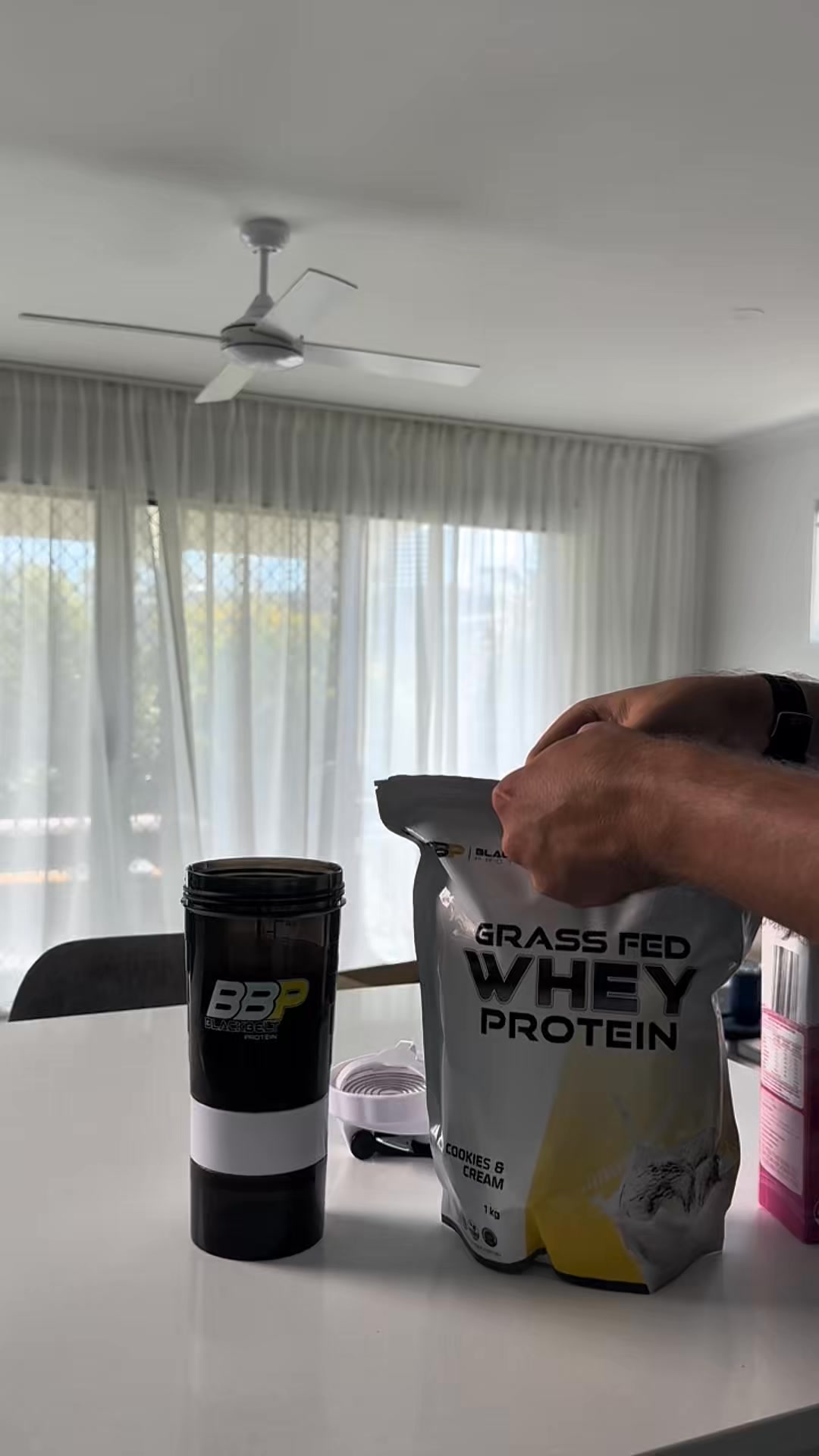 BlackBelt Protein Facebook ad: 14,500+ verified 5-star reviews don't lie.
