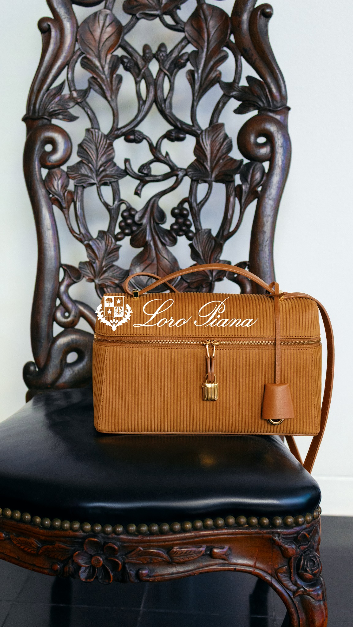 Loro Piana Facebook ad