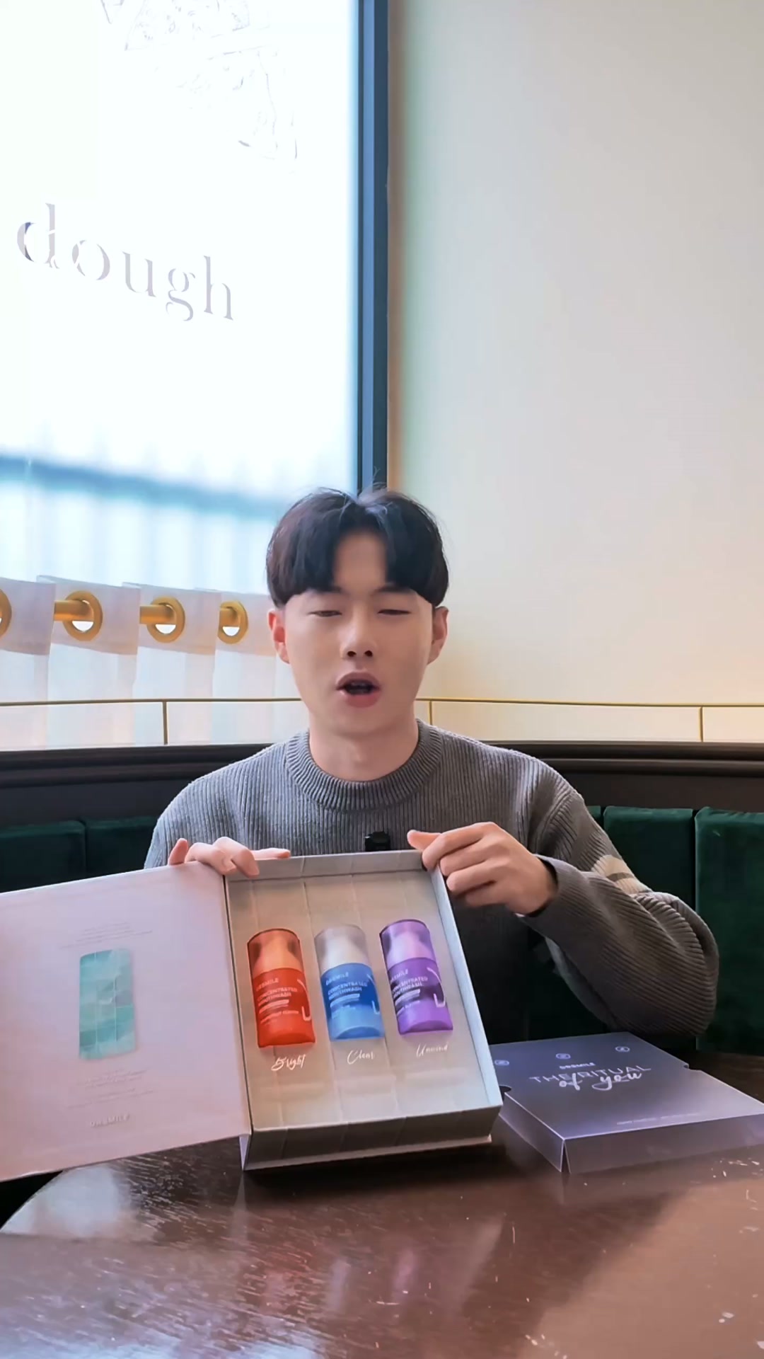 Dr Smile Whitening Facebook ad: 50家Pharmacy售卖 5年销量第一
