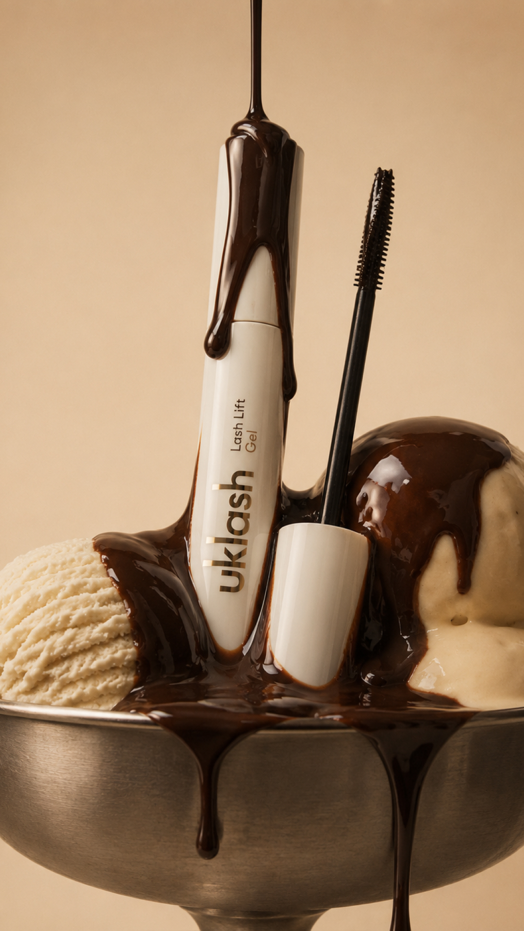 Uklash Facebook ad: NEW IN: Lash Lift Gel