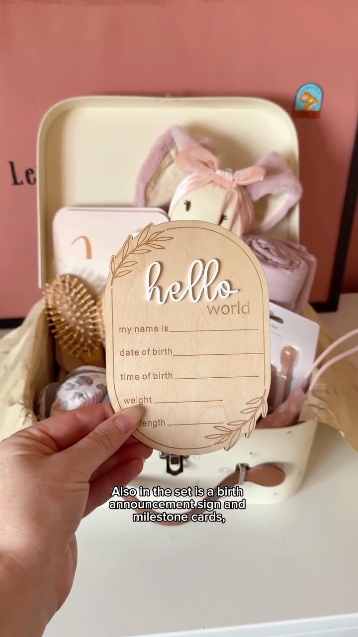 Moonkie Facebook ad: The Newborn Gift set from @moonkie_official is the…
