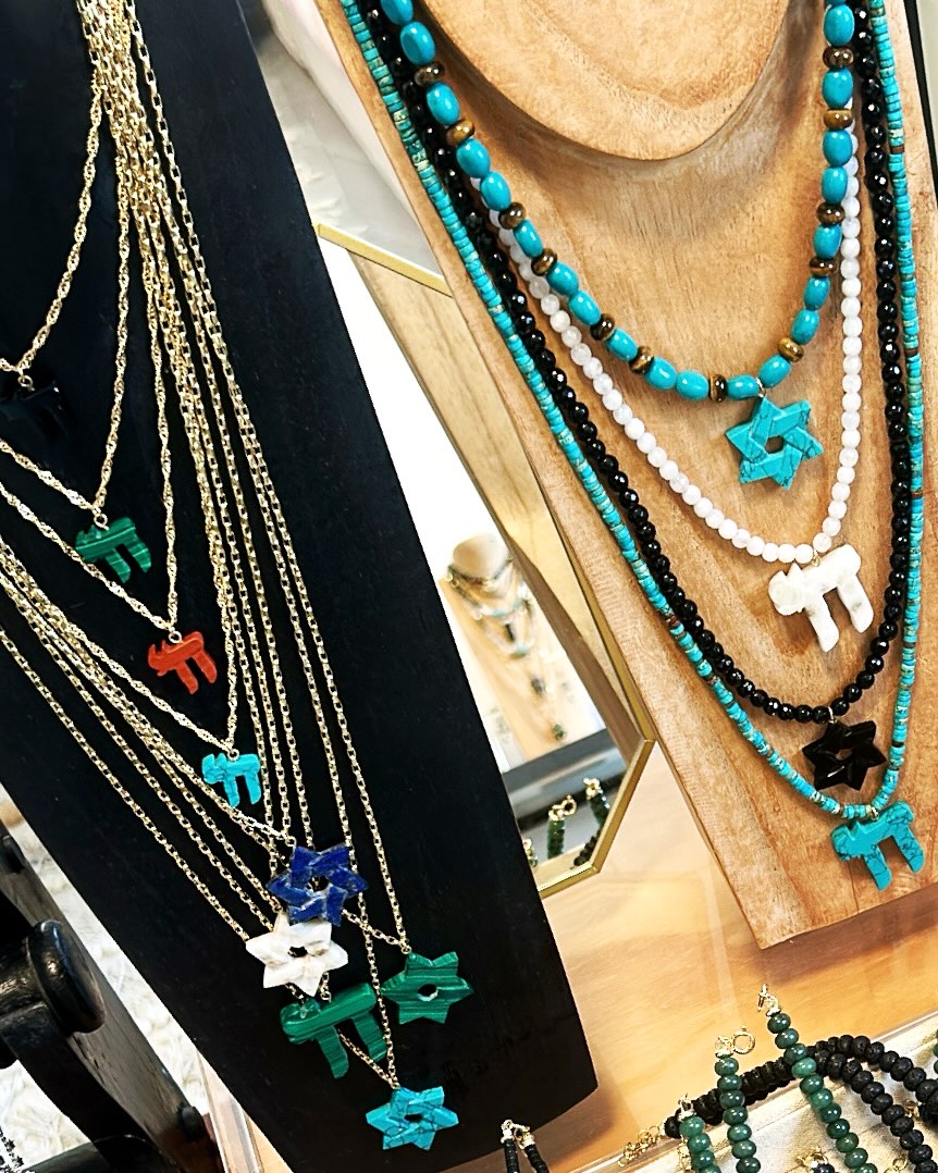 Myriam Calhoun Jewelry Facebook ad: ๐๐ข๐๐๐๐๐ ๐๐๐๐ ๐๐๐๐ ๐ ๐๐๐๐๐ข.