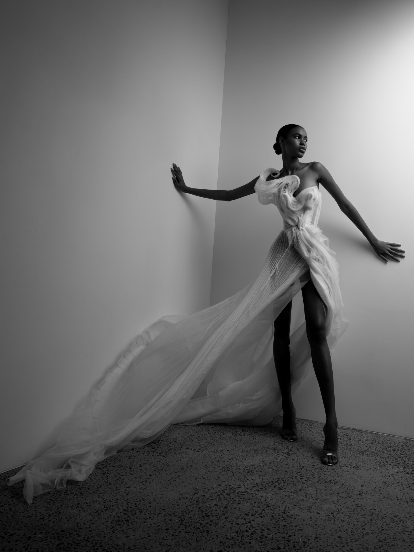 TheBride Paris Facebook ad: New Arrival