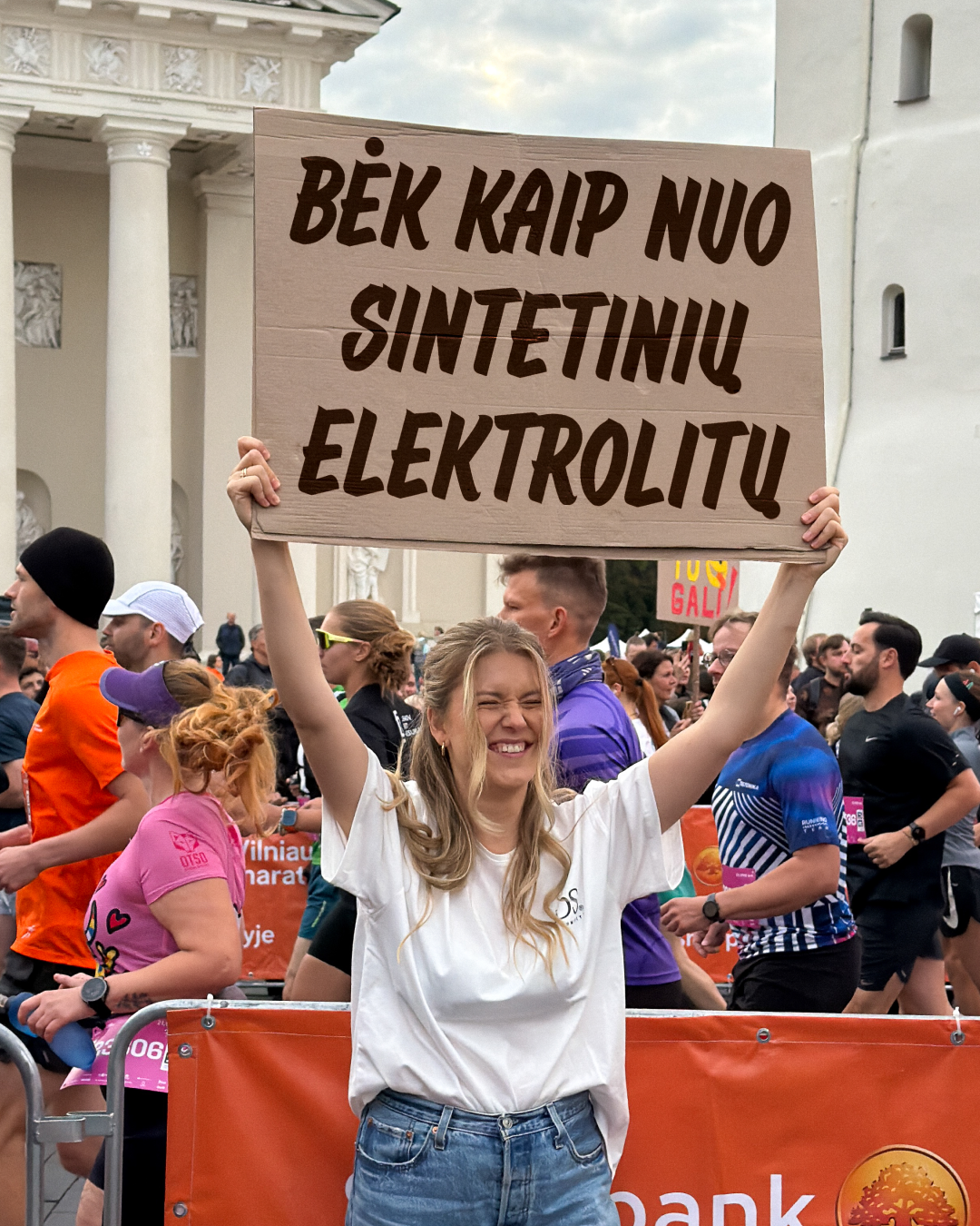 Daily Spoon Facebook ad: ELEKTROLITAI BE SINTETINIO SKONIO