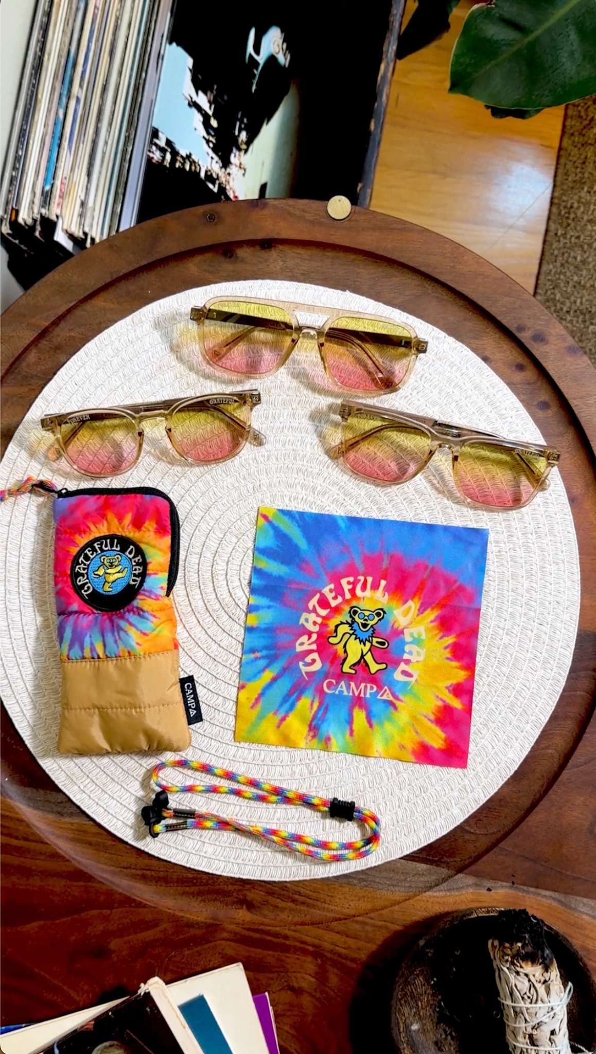 Shwood Eyewear Facebook ad