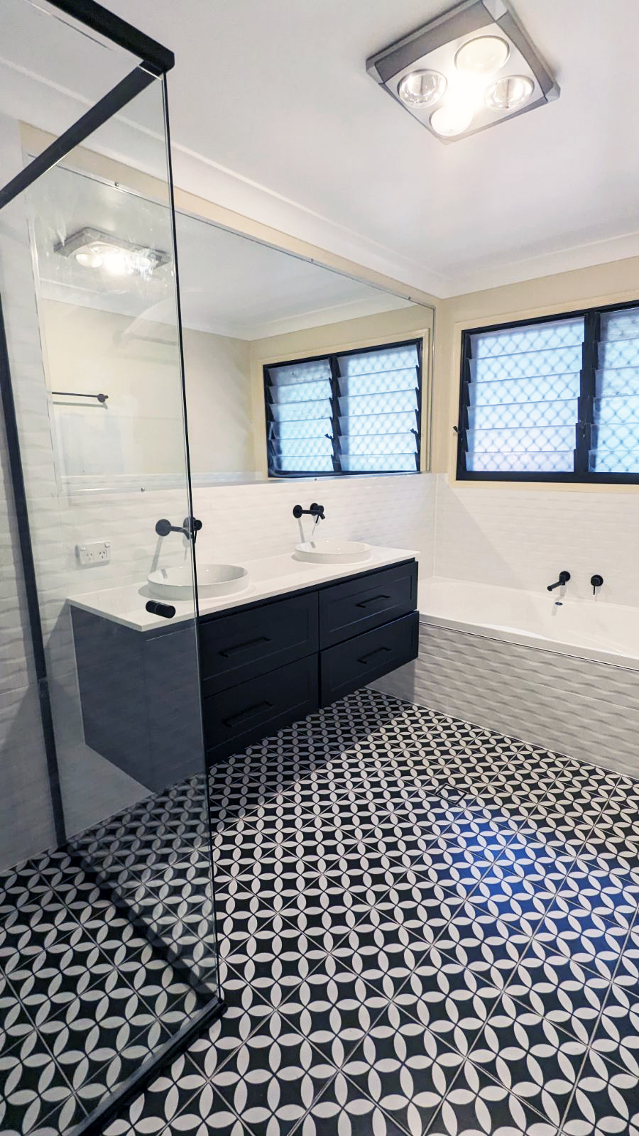 Star Bathrooms and Renovations Facebook ad