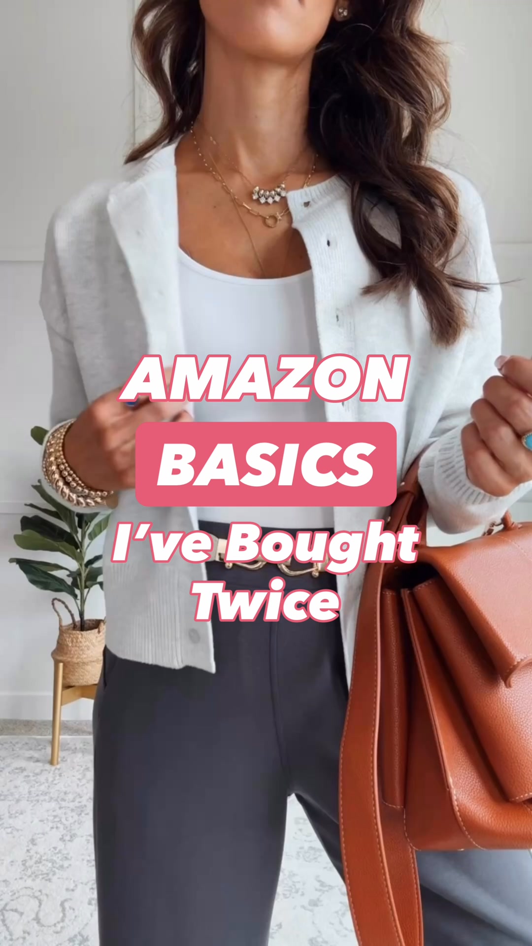 Sistersguidetostyle Facebook ad: Comment A66 or tap SHOP NOW button and…