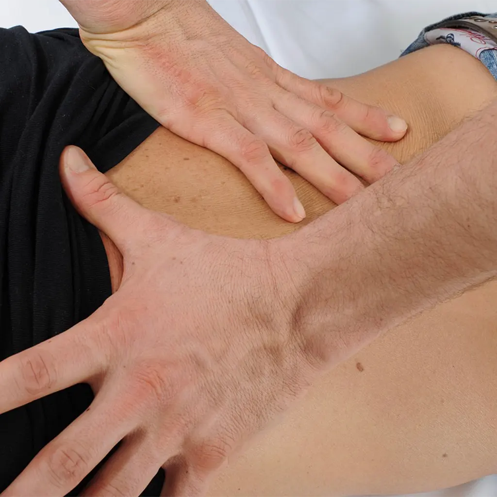 Praxis Gern, Hanisch & Kollegen Osteopathie Physiotherapie München Facebook ad: Schnelle Hilfe bei Rückenschmerzen
