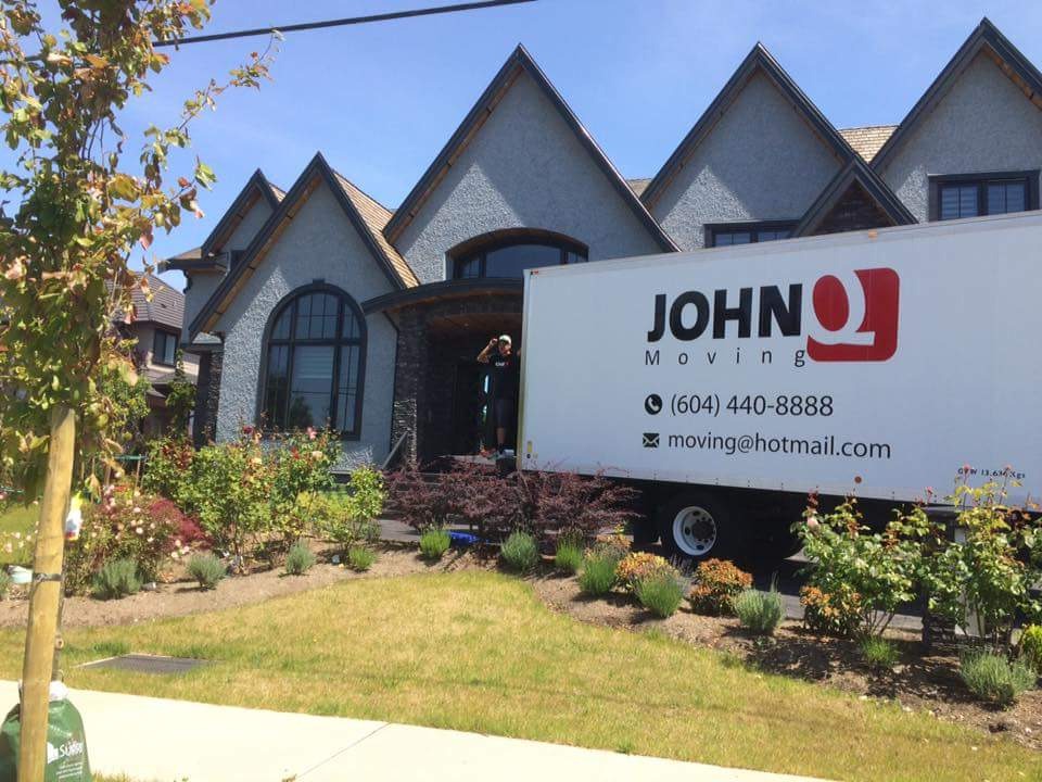 John Q Moving Facebook ad: Professional Movers