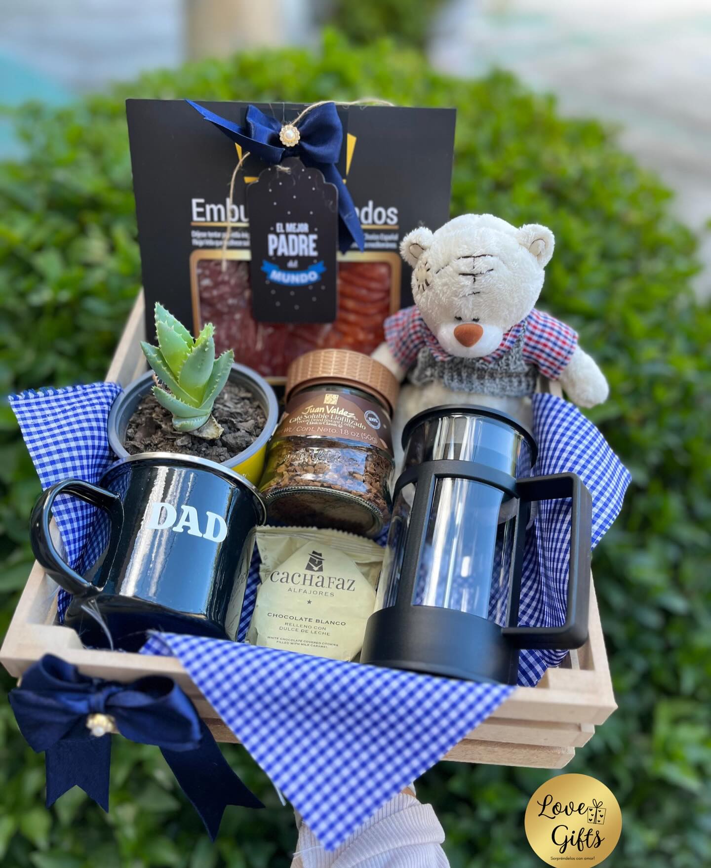 Love Gifts  Facebook ad