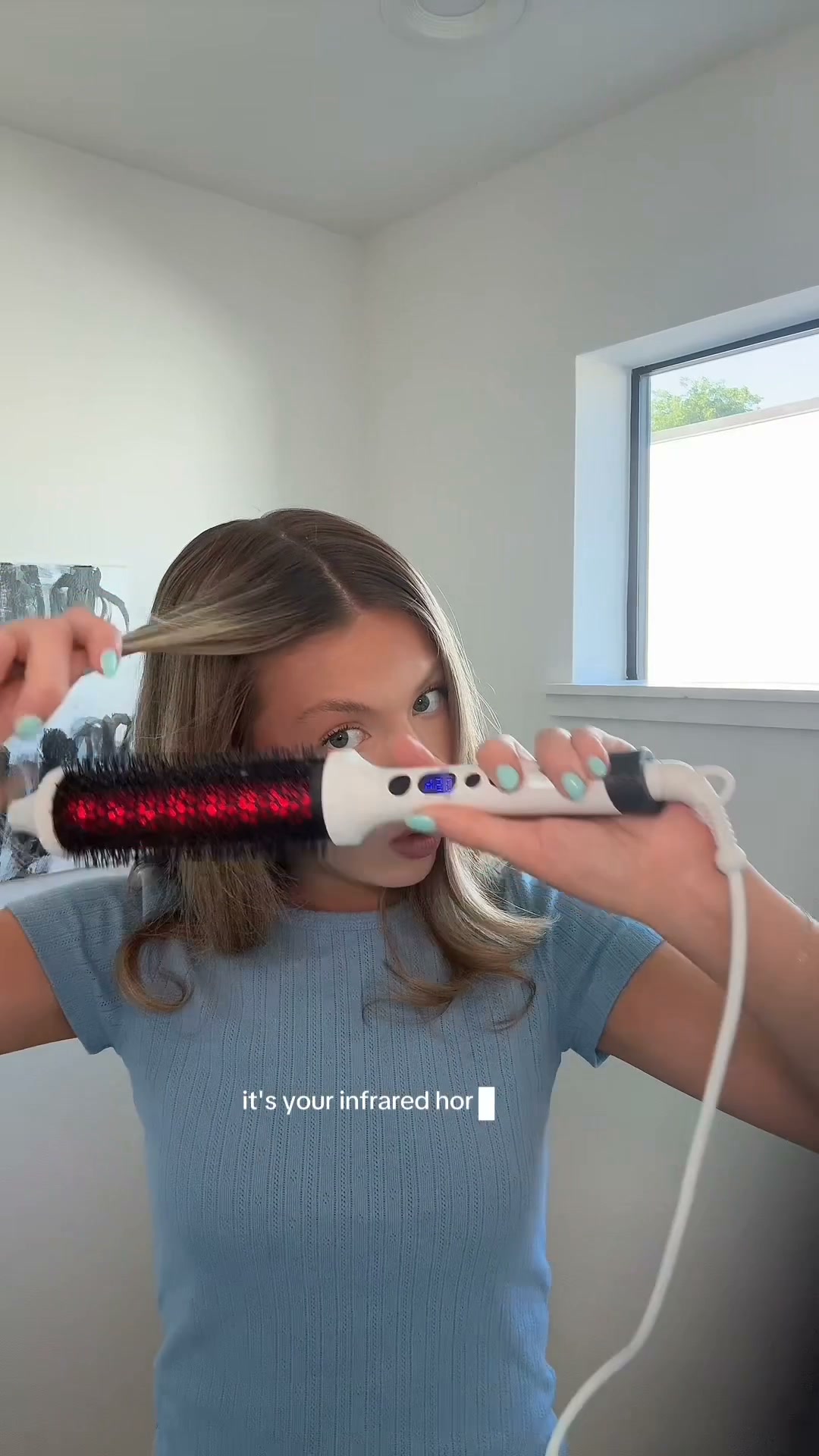 BondiBoost Facebook ad: Tiktok Viral Infrared Brush