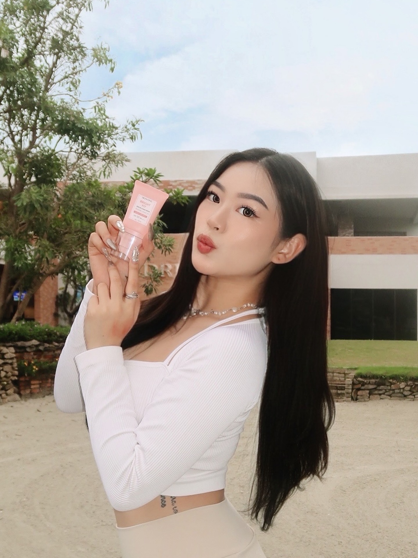 Sandra Facebook ad